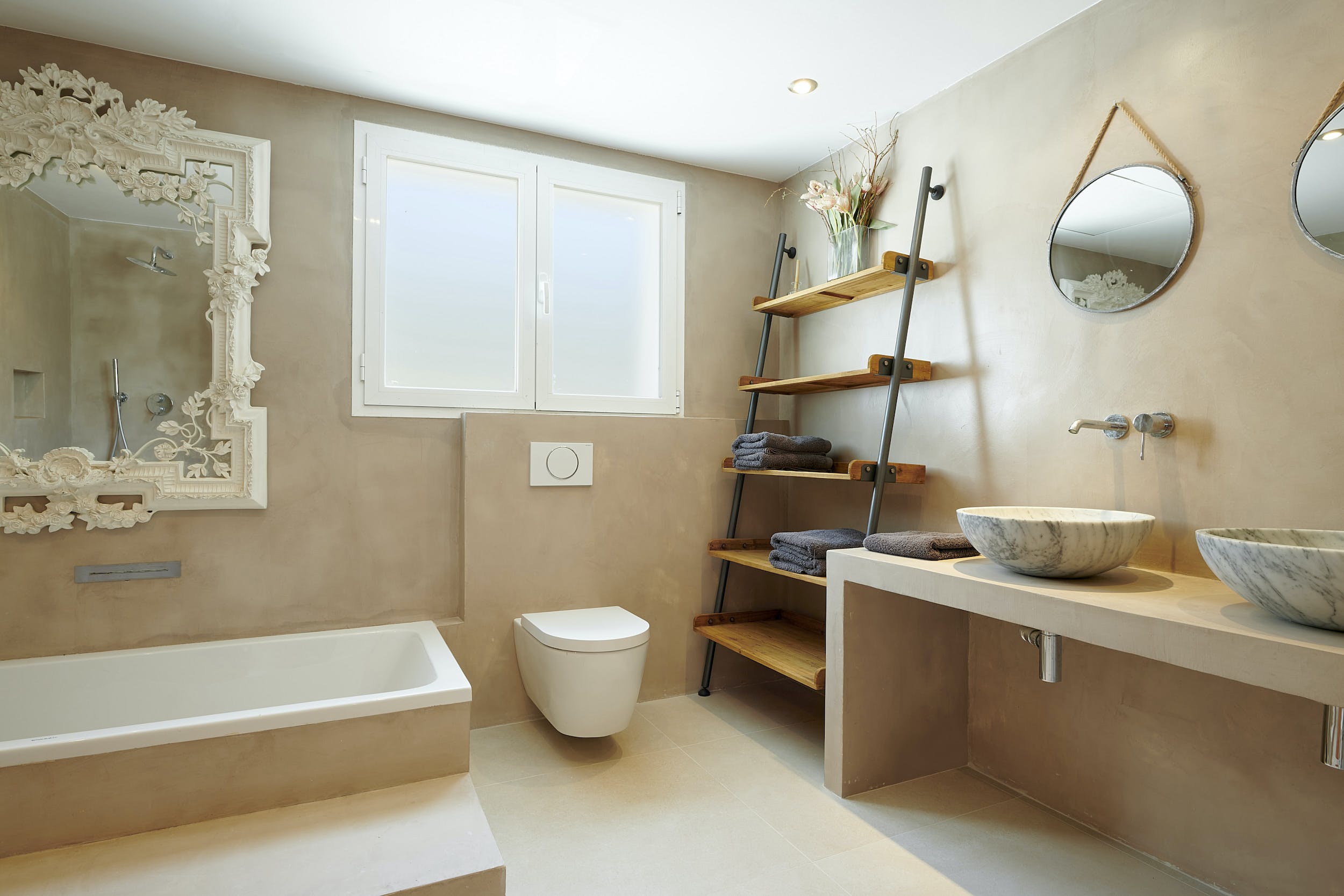 Resa Estates Ibiza for sale te koop Casa Rui Tourist license sta Eularia bathroom 4.jpg